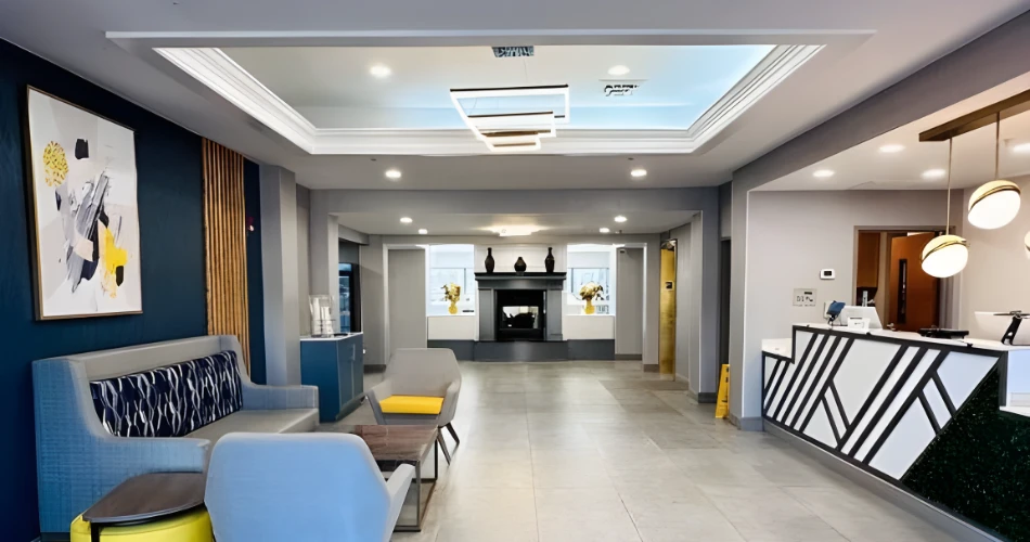 Family-Friendly Hotels with Pools Near Kings Dominion